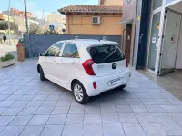 Usado Kia Picanto 69 CV (50 kW) 2011 Blanco Utilitario