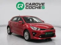 Usado Kia Rio 84 CV (61 kW) 2023 Blanco Berlina
