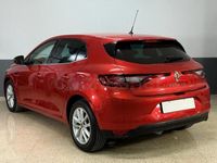 Usado Renault Mégane IV 130 CV (95 kW) 2018 Rojo Berlina