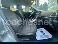 Usado Opel Astra Selective 110 CV (80 kW) 2012 Gris / plata Berlina