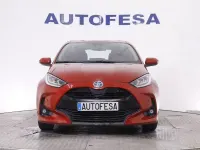 Usado Toyota Yaris Active 116 CV (85 kW) 2023 Rojo Utilitario