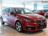 Usado Peugeot 308 Allure 130 CV (95 kW) 2019 Rojo Familiar