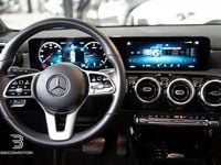 Usado Mercedes CLA200 Shooting Brake 150 CV (110 kW) 2021 Negro Familiar