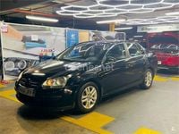 Usado VW Jetta Highline 140 CV (102 kW) 2010 Negro Berlina