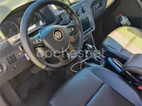 Usado VW Caddy Maxi Trendline 150 CV (110 kW) 2020 Negro Monovolumen