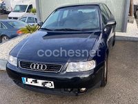 Usado Audi A3 Attraction 125 CV (91 kW) 2000 Azul Utilitario