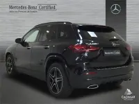 Usado Mercedes GLA200 150 CV (110 kW) 2025 Negro cosmos SUV