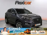 Usado Hyundai Tucson Style 141 CV (103 kW) 2016 Gris SUV