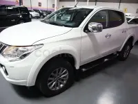Usado Mitsubishi L200 181 CV (133 kW) 2017 Blanco Pickup/Camioneta