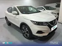 Usado Nissan Qashqai Acenta 140 CV (102 kW) 2020 Blanco SUV
