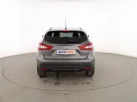 Usado Nissan Qashqai 360º 110 CV (80 kW) 2016 Gris SUV