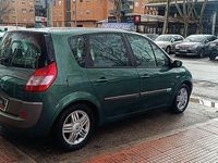 Usado Renault Scénic II Dynamique 115 CV (84 kW) 2004 Verde Monovolumen