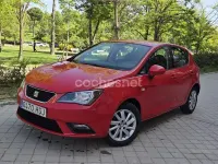 Usado Seat Ibiza Style 90 HP (66 kW) 2013 Vermelho Sedan