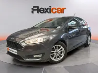 Usado Ford Focus ST-Line 125 CV (91 kW) 2017 Gris Berlina