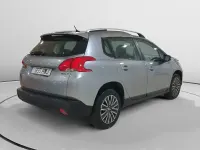 Usado Peugeot 2008 Active 92 CV (67 kW) 2014 Gris / plata SUV