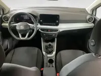 Usado Seat Arona Style Plus 115 CV (84 kW) 2026 Blanco SUV