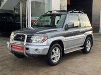 Usado Mitsubishi Montero Plus 114 CV (83 kW) 2005 Gris / plata SUV