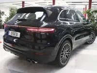 Usado Porsche Cayenne E-Hybrid 462 CV (339 kW) 2020 Negro SUV