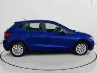 Usado Seat Ibiza Style Plus 95 CV (69 kW) 2018 Azul Utilitario