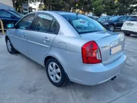 Usado Hyundai Accent 109 CV (80 kW) 2007 Gris Utilitario
