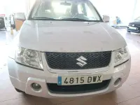 Usado Suzuki Grand Vitara 129 CV (94 kW) 2007 Gris / plata SUV
