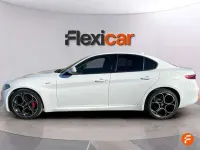 Usado Alfa Romeo Giulia Sprint 200 CV (147 kW) 2021 Blanco Berlina