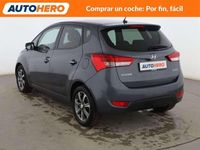 Usado Hyundai ix20 90 CV (66 kW) 2016 Gris Utilitario
