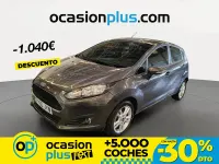 Usado Ford Fiesta Trend 82 CV (60 kW) 2017 Negro Berlina