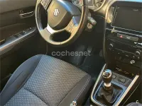 Usado Suzuki Vitara 140 CV (102 kW) 2019 Negro SUV