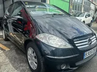 Usado Mercedes A150 Elegance 95 CV (69 kW) 2005 Negro Monovolumen