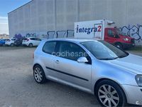 Usado VW Golf IV Sportline 140 CV (102 kW) 2004 Gris / plata Berlina