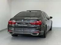 Usado BMW 740 Comfort Edition 313 CV (230 kW) 2016 Gris Berlina