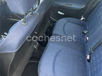 Usado Peugeot 206 75 CV (55 kW) 2002 Gris / plata Berlina