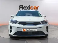 Usado Kia Stonic 101 CV (74 kW) 2022 Blanco SUV