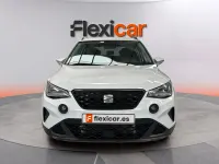 Usado Seat Arona Style 110 CV (80 kW) 2024 Gris SUV