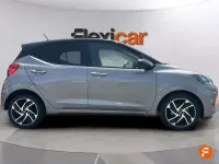 Usado Hyundai i10 Style 84 CV (61 kW) 2021 Marrón Utilitario