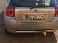 Usado Toyota Corolla Sol 110 CV (80 kW) 2005 Gris / plata Berlina
