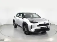 Usado Toyota Yaris Cross Active 116 CV (85 kW) 2022 Gris SUV