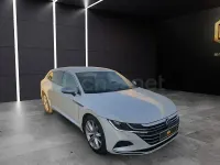 Usado VW Arteon Elegance 150 CV (110 kW) 2022 Blanco Familiar