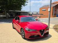 Usado Alfa Romeo Giulia Super 180 CV (132 kW) 2017 Rojo Berlina