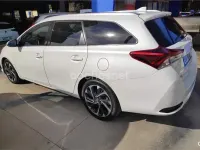 Usado Toyota Auris 112 CV (82 kW) 2016 Blanco Familiar