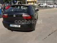 Usado Seat Leon FR 150 CV (110 kW) 2003 Negro Utilitario