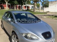 Usado Seat Leon Copa 105 CV (77 kW) 2011 Gris / plata Utilitario