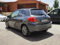 Usado Toyota Auris 90 CV (66 kW) 2008 Gris / plata Utilitario