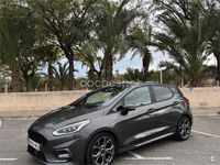 Usado Ford Fiesta ST-Line 140 CV (102 kW) 2018 Gris / plata Utilitario