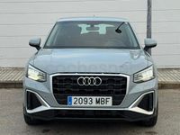 Usado Audi Q2 S-Line 116 CV (85 kW) 2022 Gris / plata SUV
