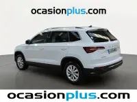 Usado Skoda Karoq Selection 115 CV (84 kW) 2024 Blanco SUV