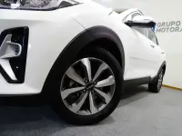 Usado Kia Stonic 84 CV (61 kW) 2023 Blanco SUV