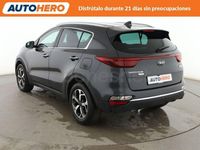 Usado Kia Sportage Plus 136 CV (100 kW) 2021 Gris / plata SUV