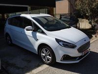 Usado Ford S-MAX Titanium 190 CV (139 kW) 2023 Blanco Monovolumen